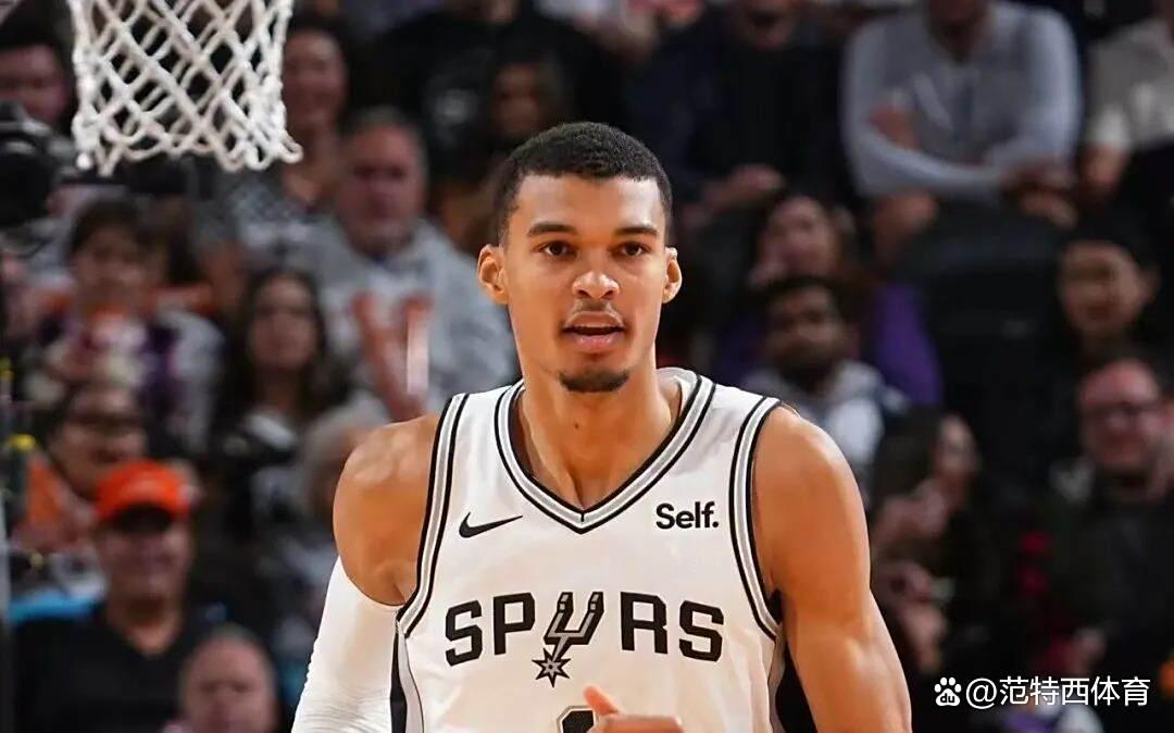 文班亚马赛后谦逊发言登热搜，圣安东尼奥马刺鏖战广厦男篮引发热议的简单介绍